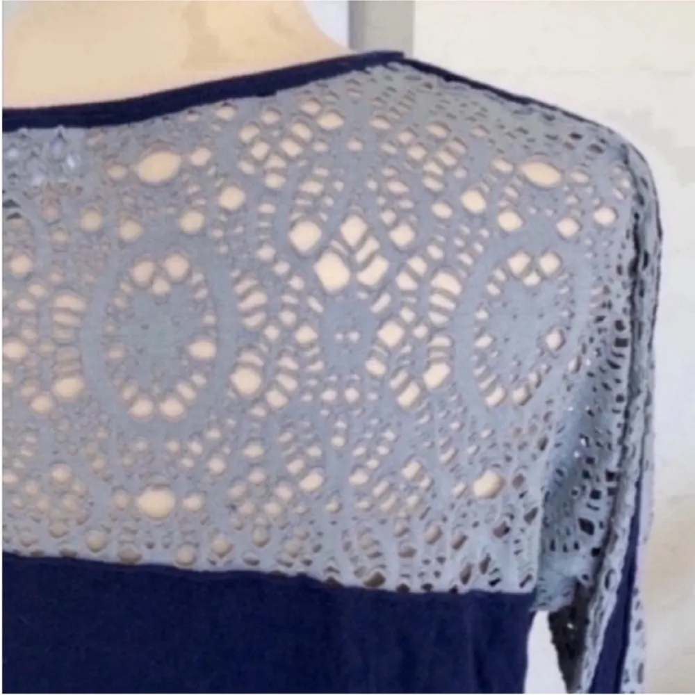 Touch by Alyssa Milano Blue and Gray Raglan Graphic Jersey Size L - Image 4