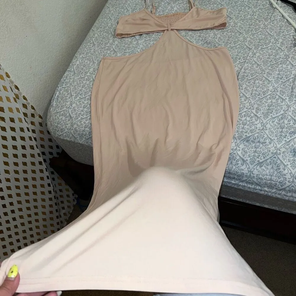 Nude cutout dress and baggy boyfriend jeans bundle set size XL ￼ - Image 3