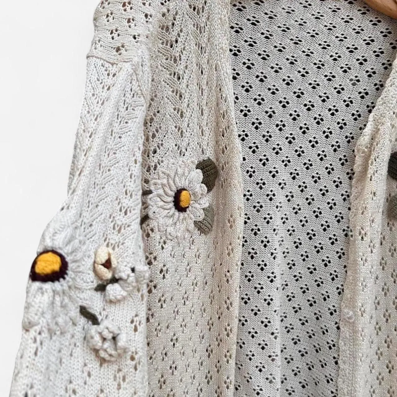 Cottage core vintage daisy flower child cream crotchet knit 3d daisy cardigan S White - Image 6