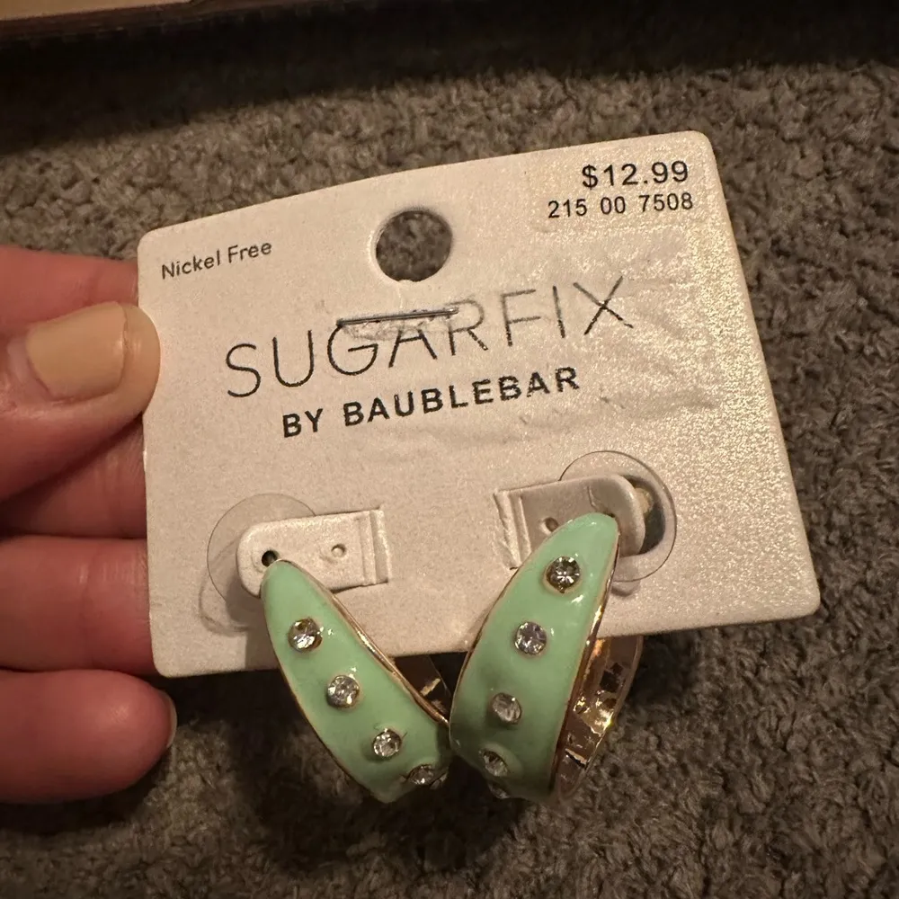 Green and gold earrings Sugarfix - Image 3