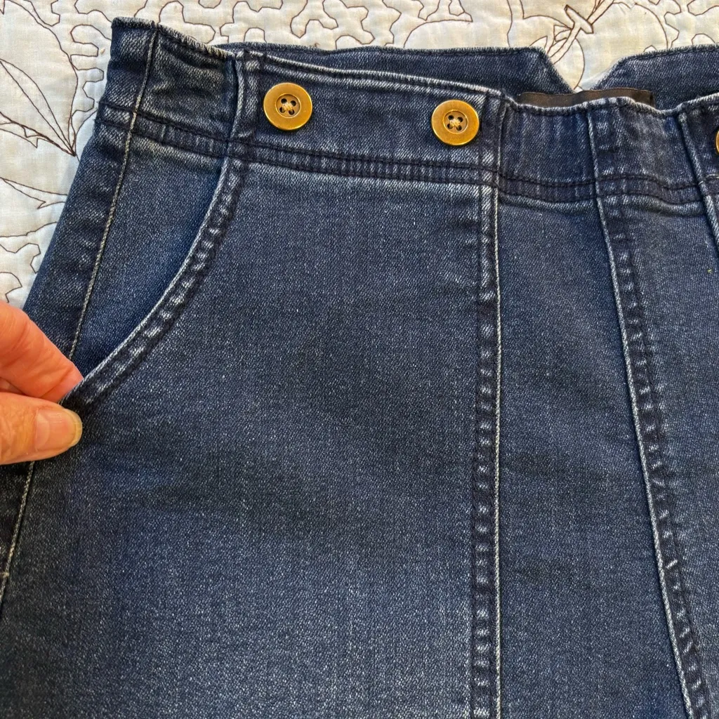 NWT Vintage CACHE’ Sailor Style Wide Leg Cargo Pocket Shorts Brass Buttons Sz 2 - Image 2