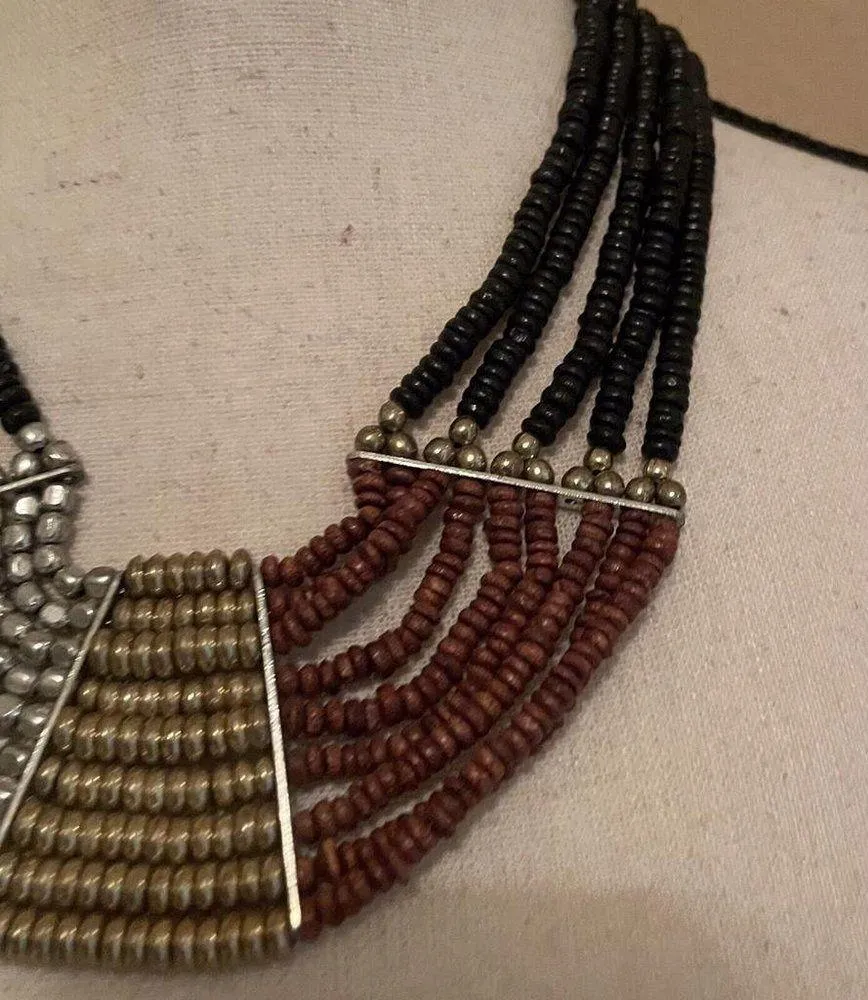 Woman’s Statement Beaded Bib Necklace Black Wood ? Bead - Image 9