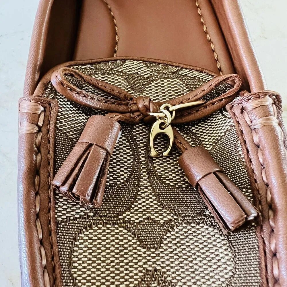 COACH Khaki Saddle Greenwich Signature Jacquard Logo Print Loafer - US 7 - Image 5