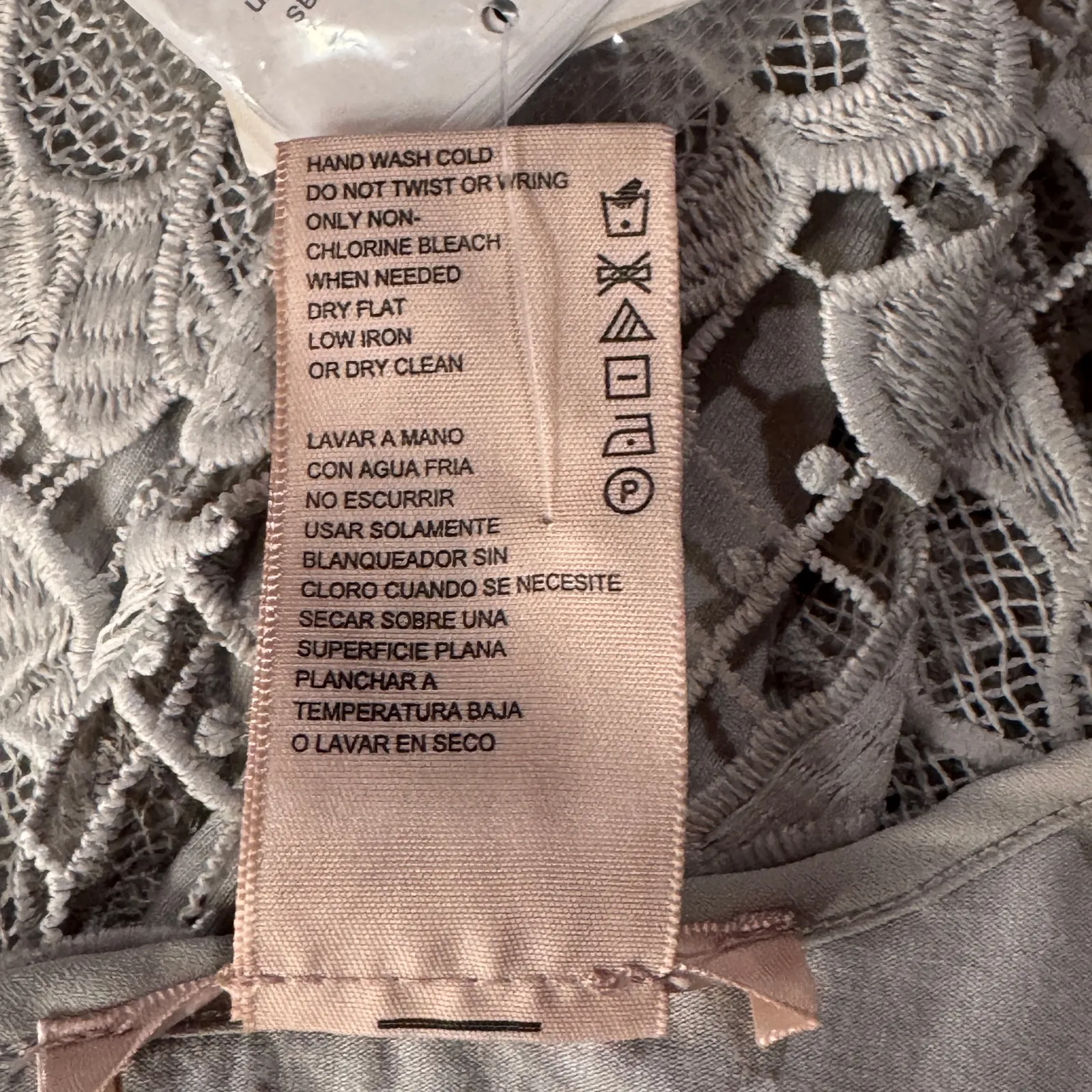 Philosophy XX-Large Top Floral Lace Short Sleeve Lined Keyhole Vapor Grey New - Image 9