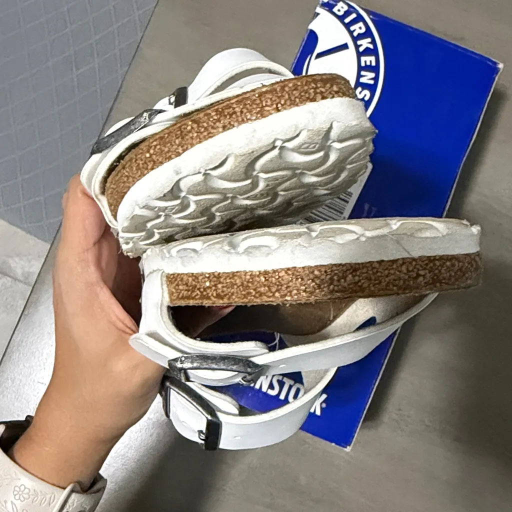 Birkenstock Arizona BS White Sandals, size 39, normal width, EUC - Image 6
