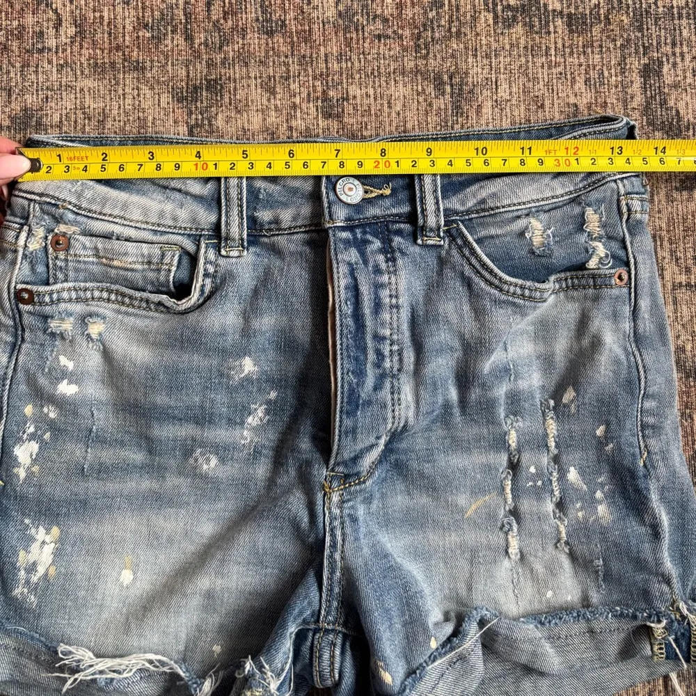 Anthropologie Pilcro Distressed Denim Women's Jean Shorts Size 25 - Image 3