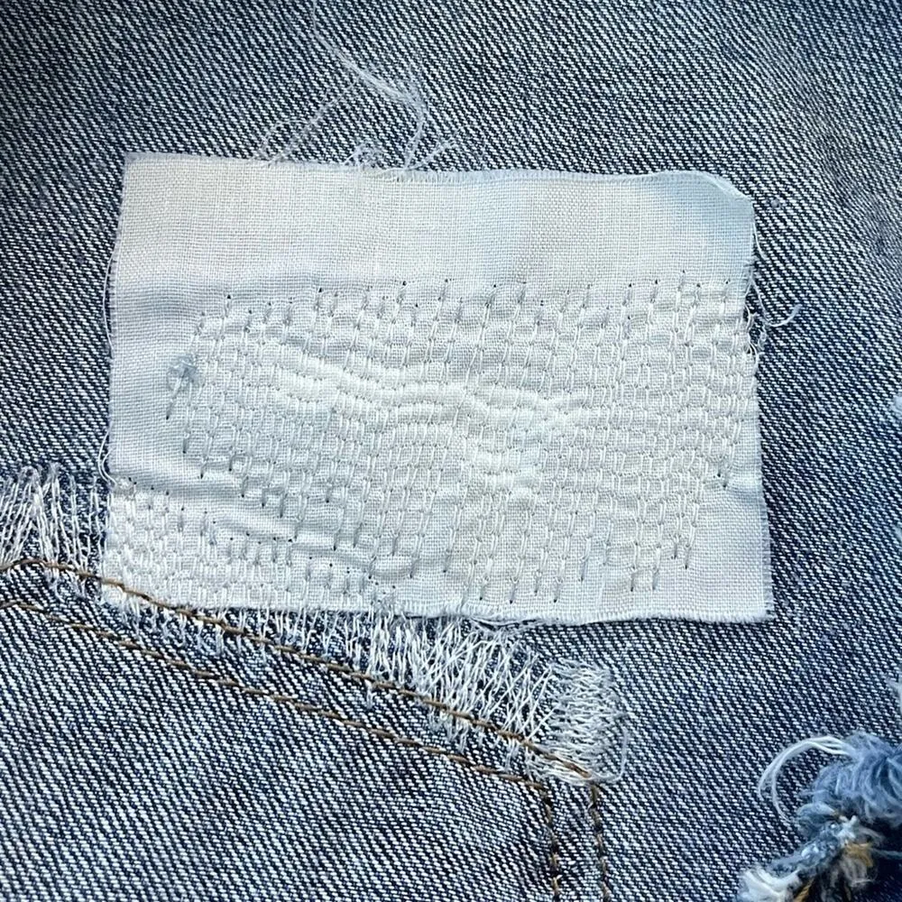 American Eagle Denim Jean Mini Skirt Distressed Raw Hem Cotton Women’s Size 12 - Image 4