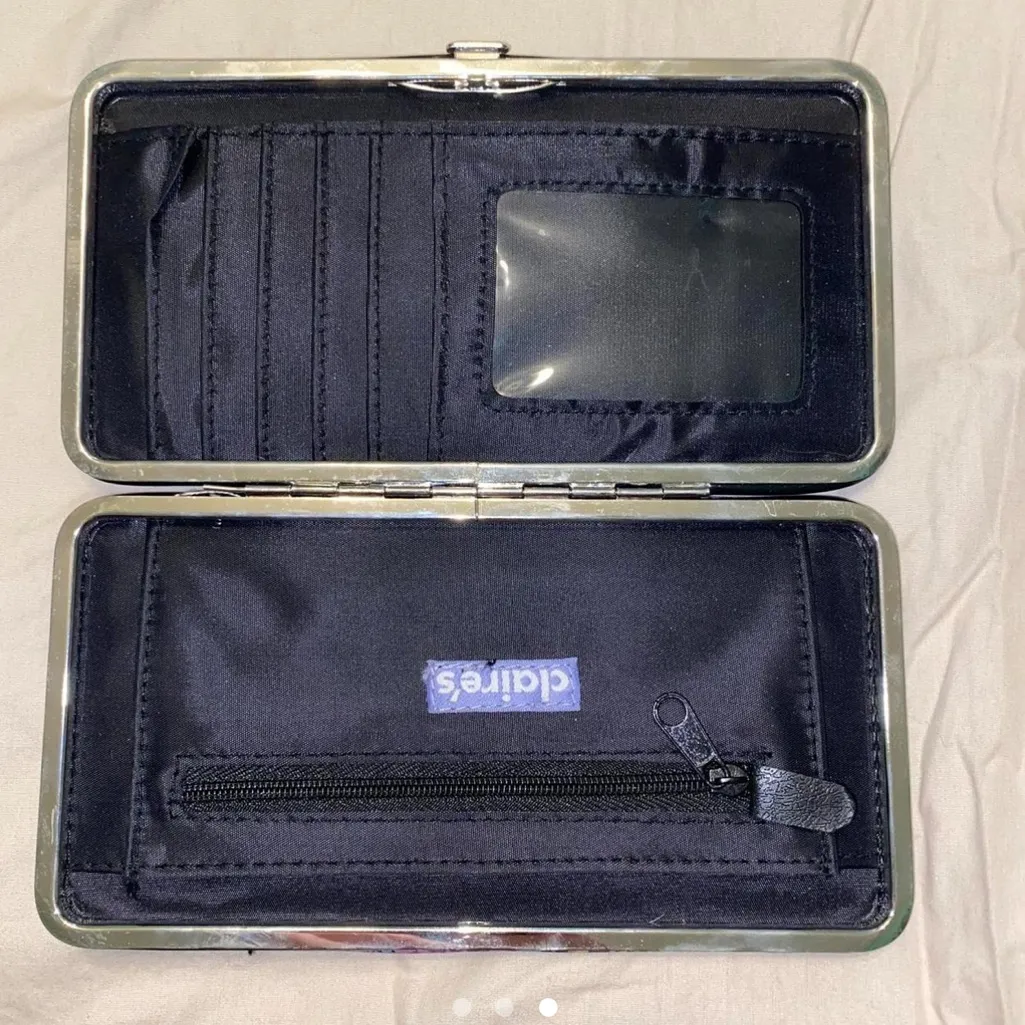 Y2K Claire’s Paint Splatter Wallet Black - Image 3