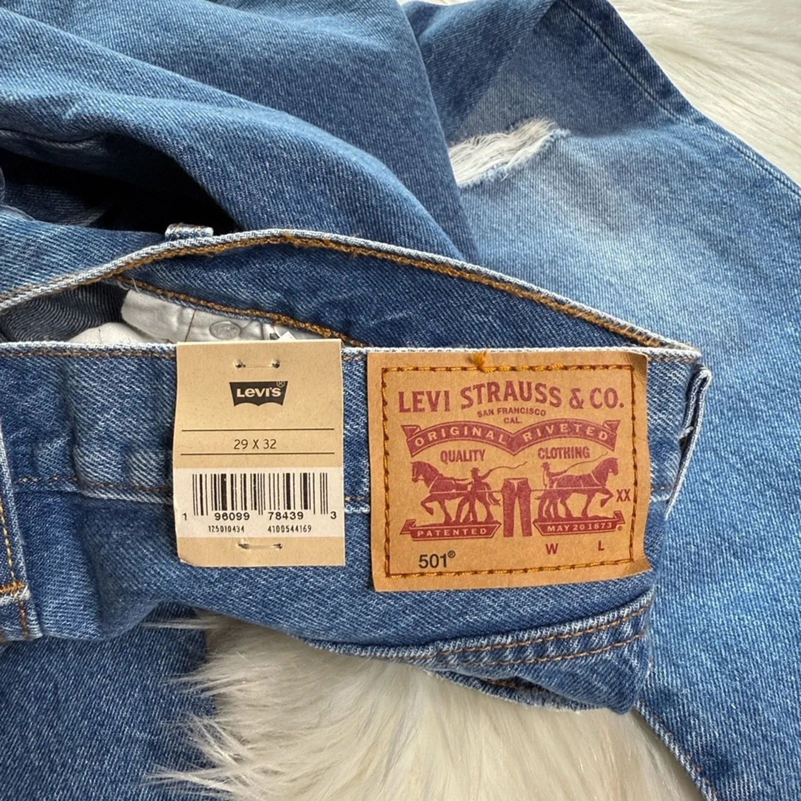 Levi’s 501 Original Fit Jeans - Image 5