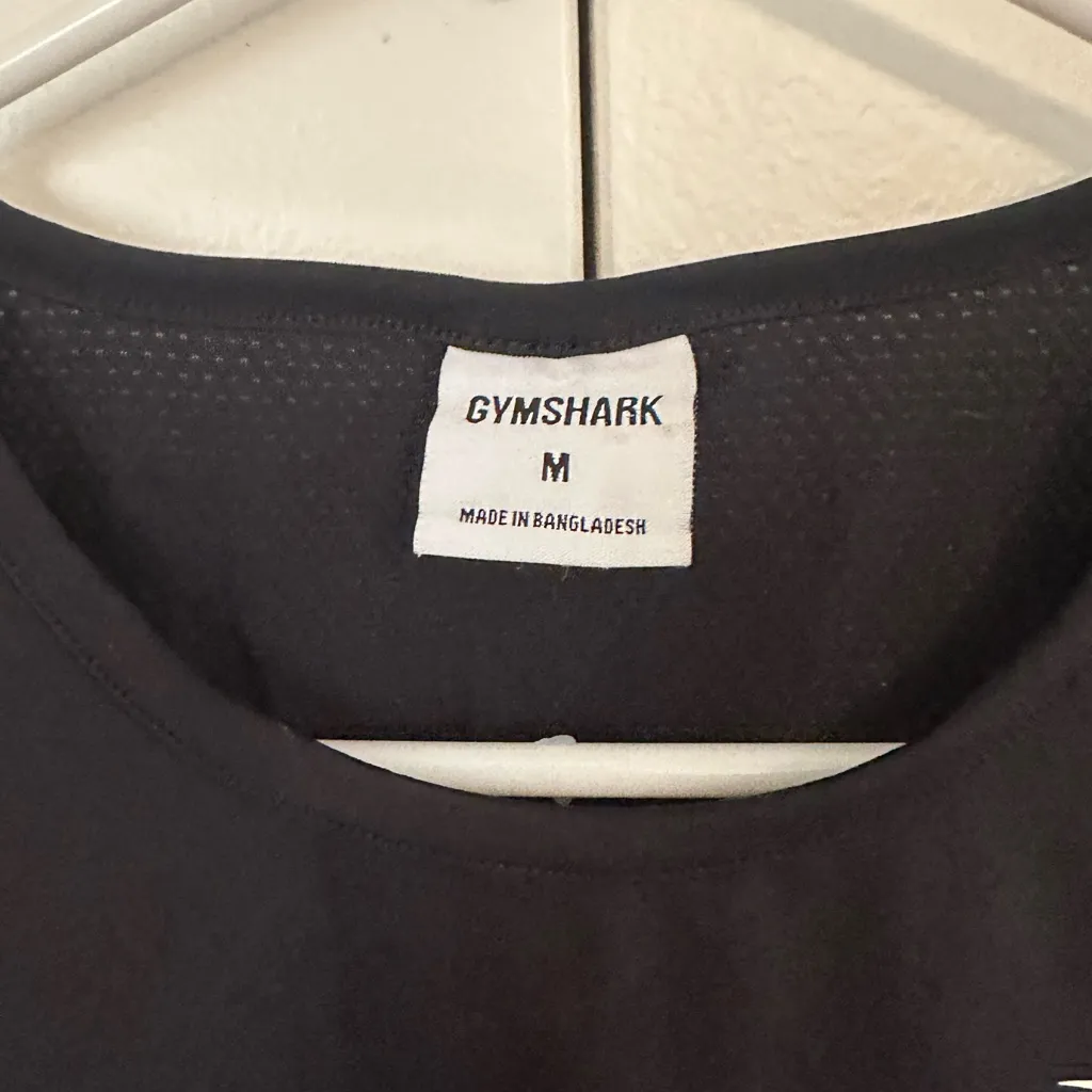 Gymshark muscle tank size m - Image 2