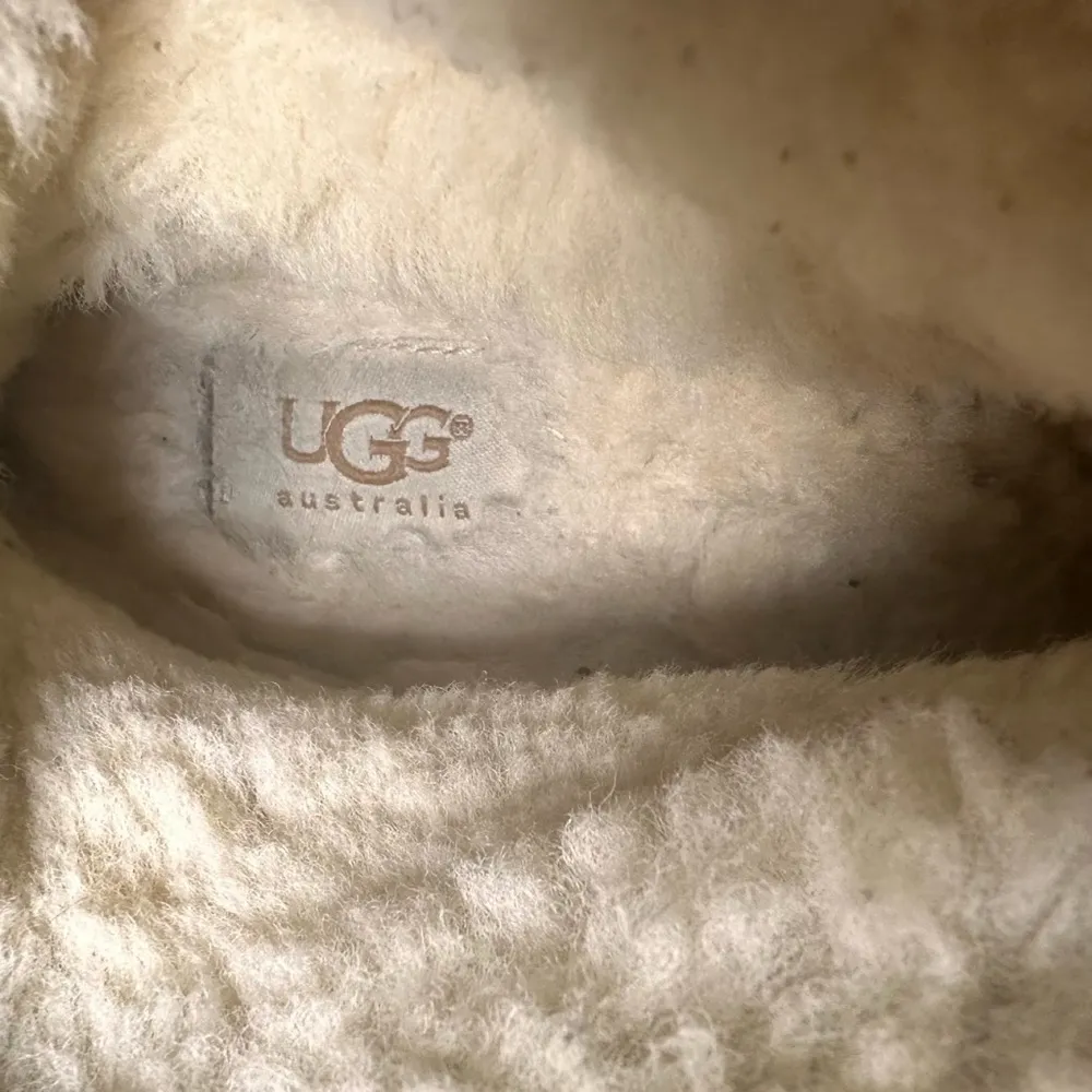 UGG Australia Lexi Fold Over Shearling Lined Booties Chestnut Style 1870 Size 6 - Image 9
