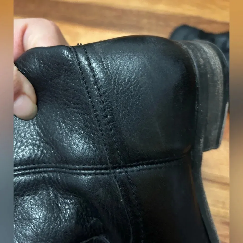 Frye  CARA ROPER SHORT BLACK LEATHER BOOTS - Image 6