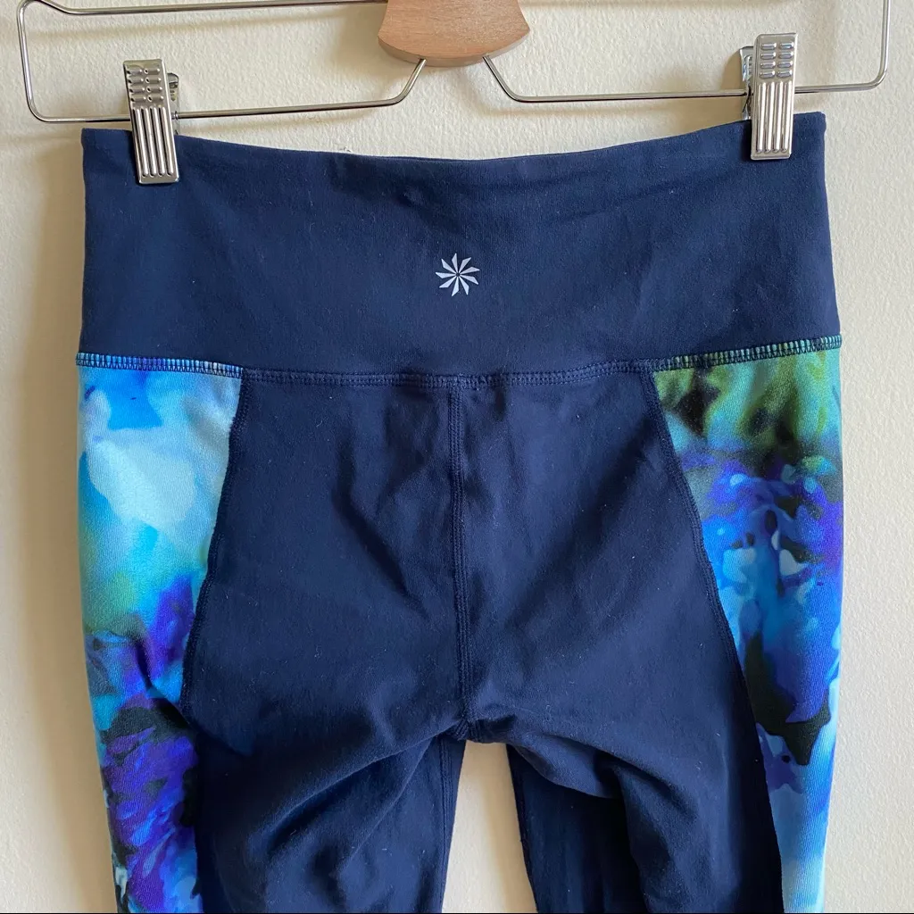 Athleta High Rise Bloom Chaturanga Tights Leggings Navy Floral Side Stripe XS - Image 5
