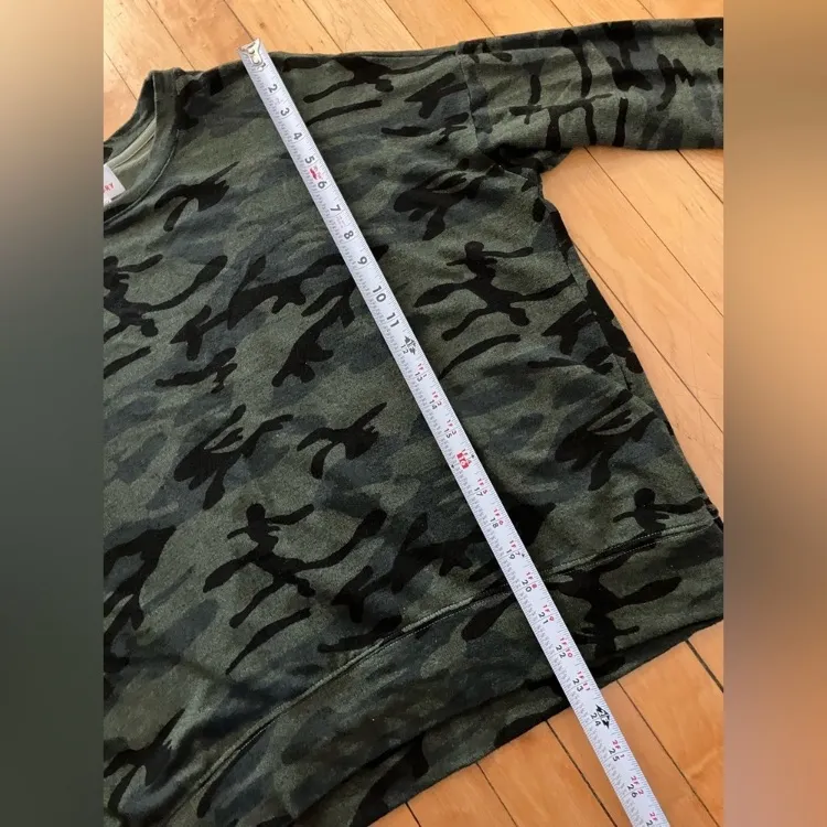 Sundry Anthropologie Neon Sleeve Camo Crewneck - Image 8