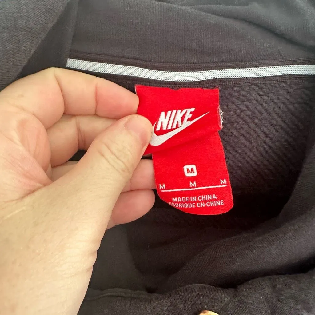 Nike Women’s Medium Black Gold Hoodie - Image 2