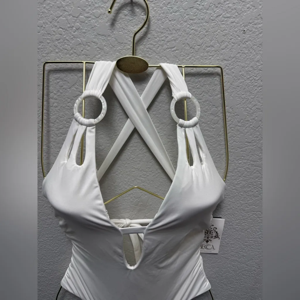 Becca NWT  Color Code Skylar Plunge One Piece Swimsuit White‎ Medium $138 - Image 9