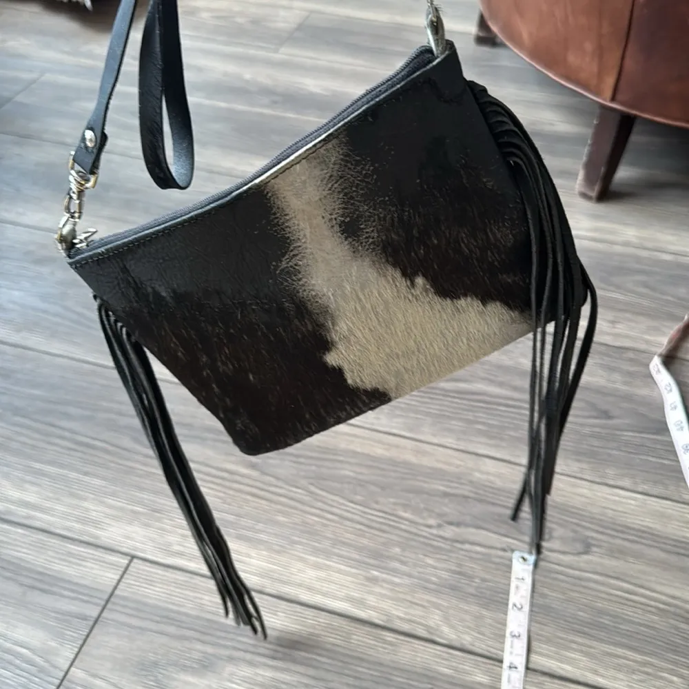 Genuine fur cowhide and leather fringe crossbody bag black and white - Image 8