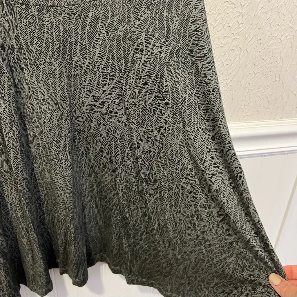 Athleta Santorini Thera Print Mojave Laurel Olive UPF Dress size small - Image 8