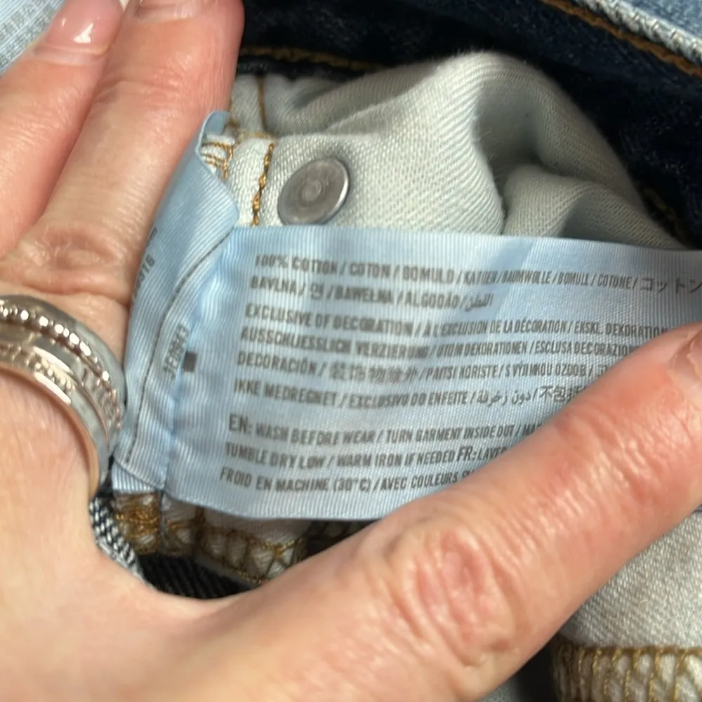 Hollister mid rise straight leg jeans - Image 3