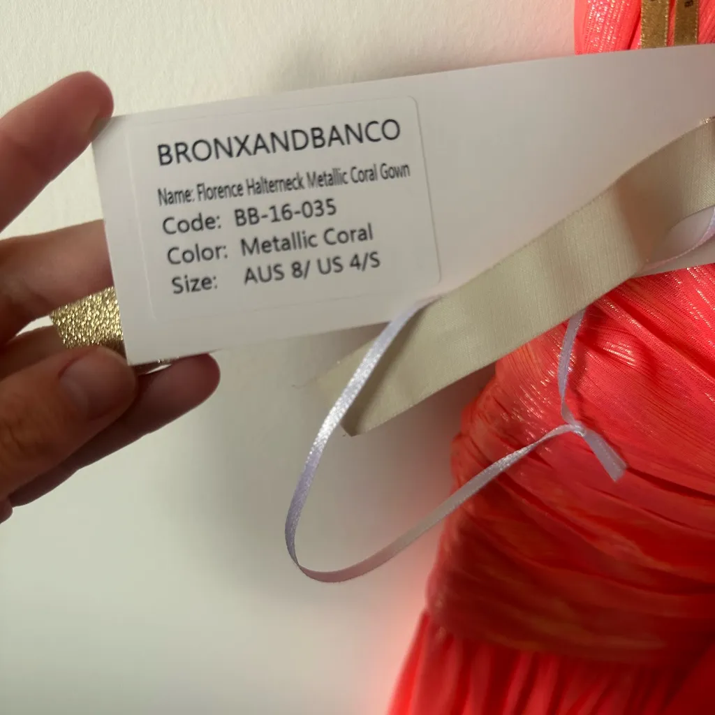 NWT Bronx and Banco Florence Halterneck Metallic Coral Gown Small Prom Wedding - Image 9