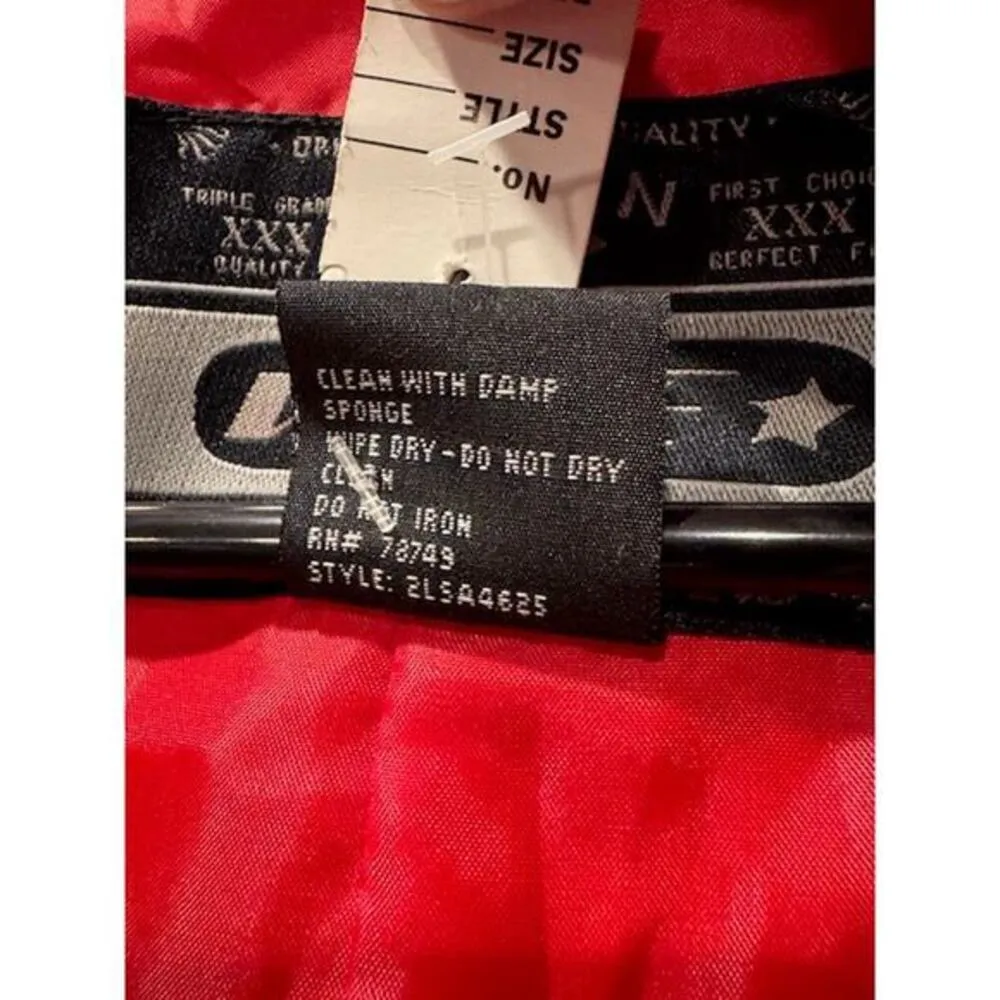 Red Urban Vibe Women's 100% Fitted Jacket‎ Size Medium - Image 3