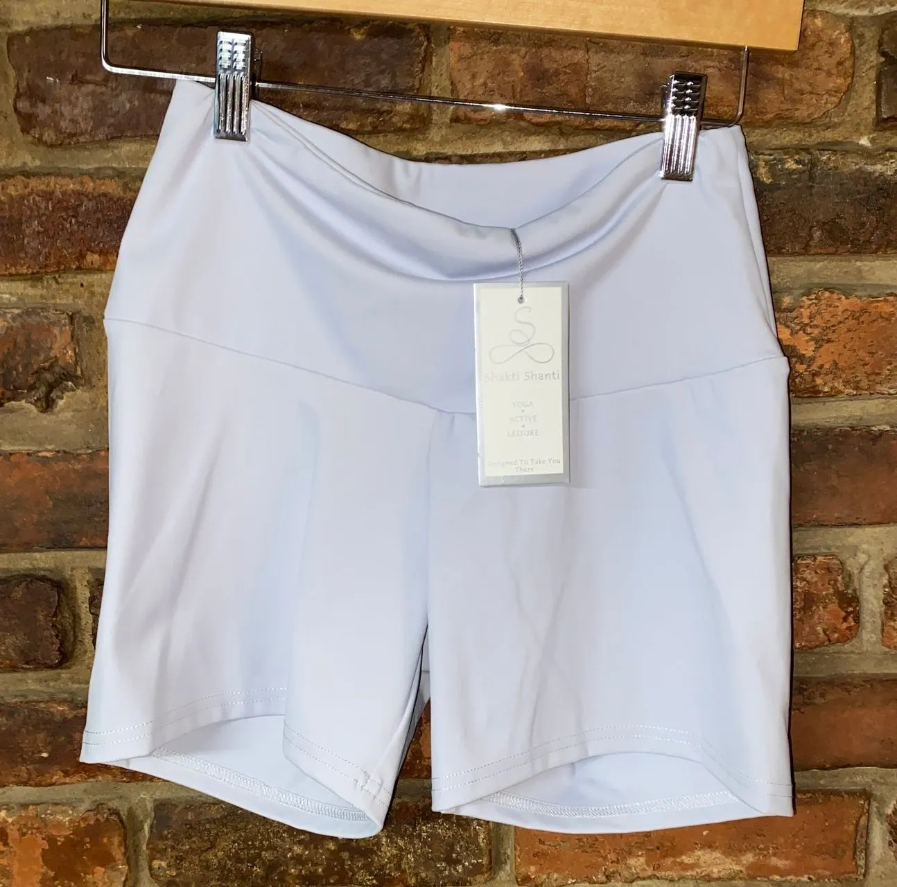 New Shakti Shanti Lavender Lilac Purple Bike Yoga Shorts Women's Size 36 US 10 - Image 1