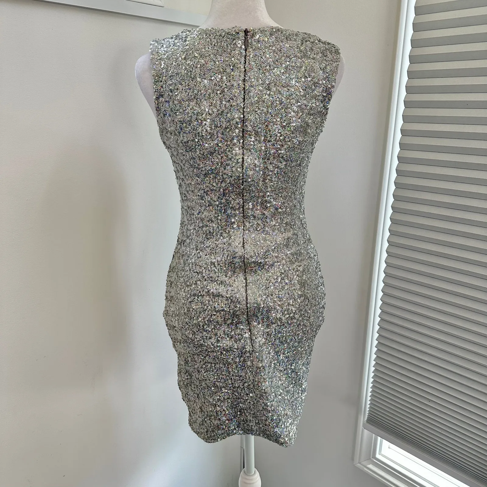 TOPSHOP Silver Sequin Sz 4 EU 36 Mini Party Cocktail‎ Dress Sleeveless Glam Sexy - Image 4
