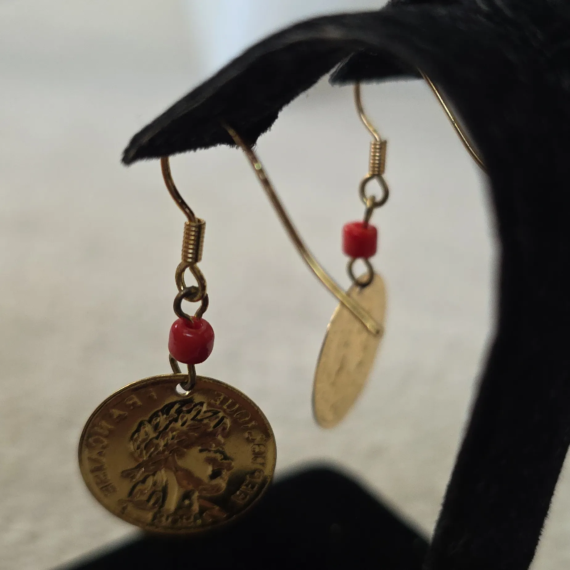 Nordstrom Six Tier Boho Necklace and Earrings Gold Coins Seed Bead Gold Chain - Image 9