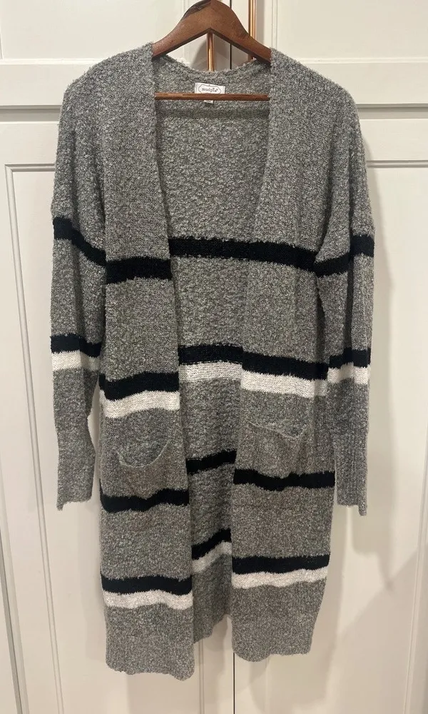 Mudpie Gray Striped Open Front Long Cardigan M/L Sweater Knit Pockets
Winter - Image 1