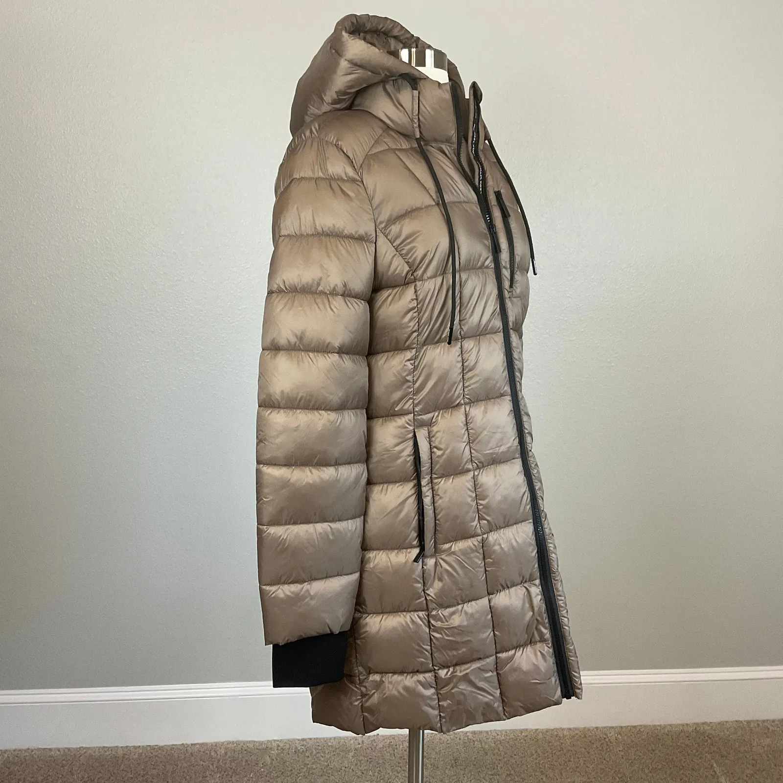 Michael Kors Quilted Puffer Coat Size Medium Brown Mid Length Packable Jacket - Image 2