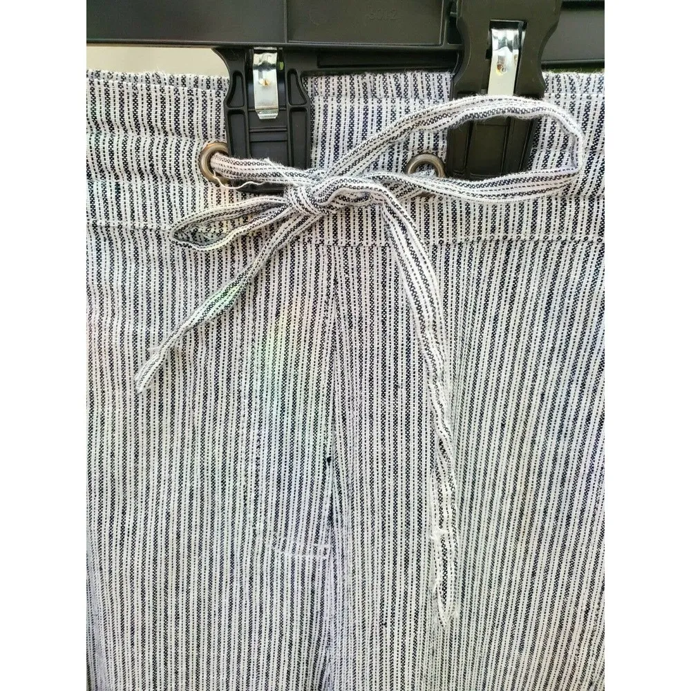 Per Se Women's Gray Striped Linen & Viscose Mid Rise Straight Leg Dress Pant 1X - Image 2