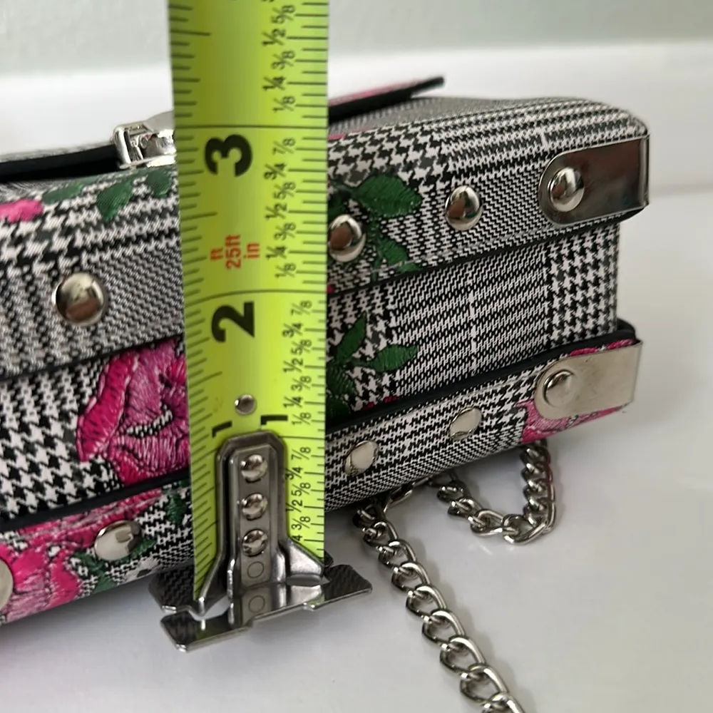 Student Crossbody Bag w/Lock Buckle Small Size White - Image 10