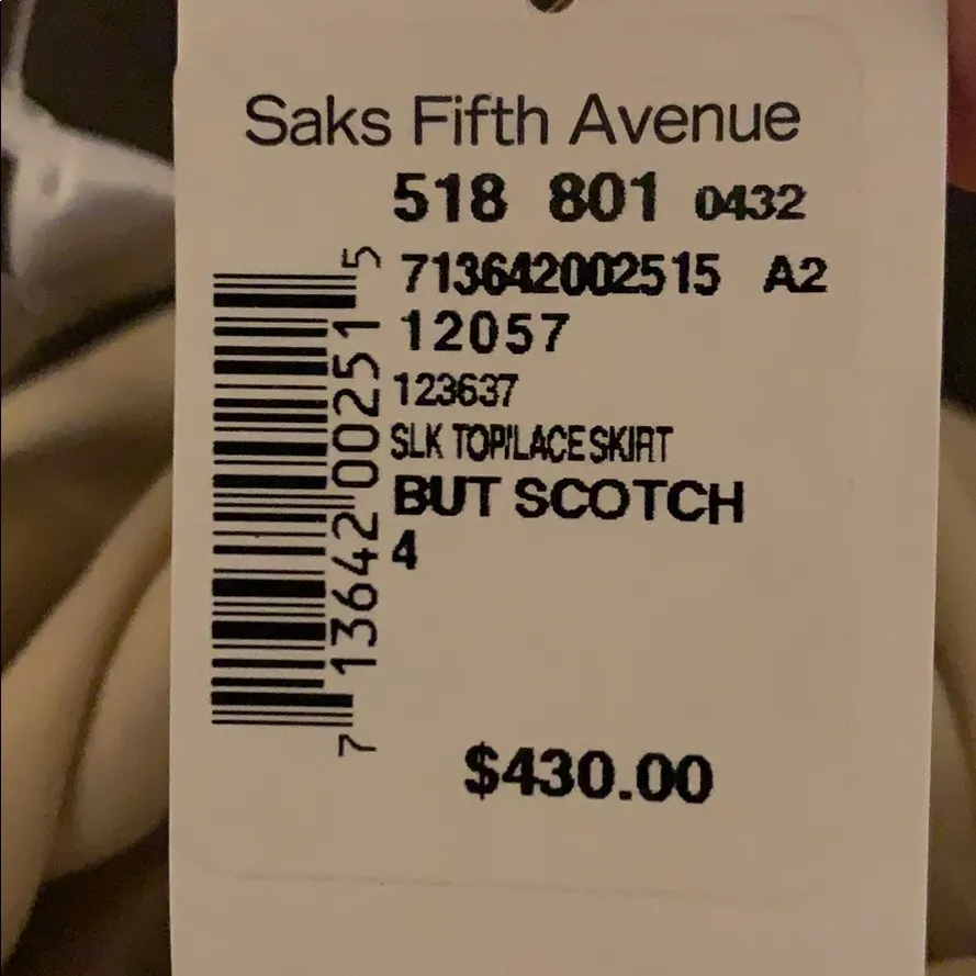 New with tags beautiful gold special occasion dress - Image 5