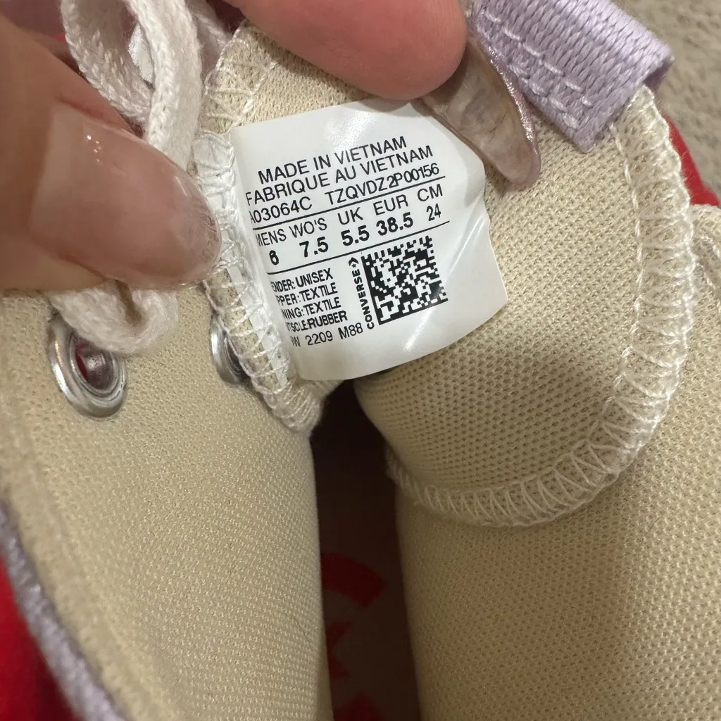 New Converse Women's Platform High-Top Sneakers in Light Purple and Cream - Image 8