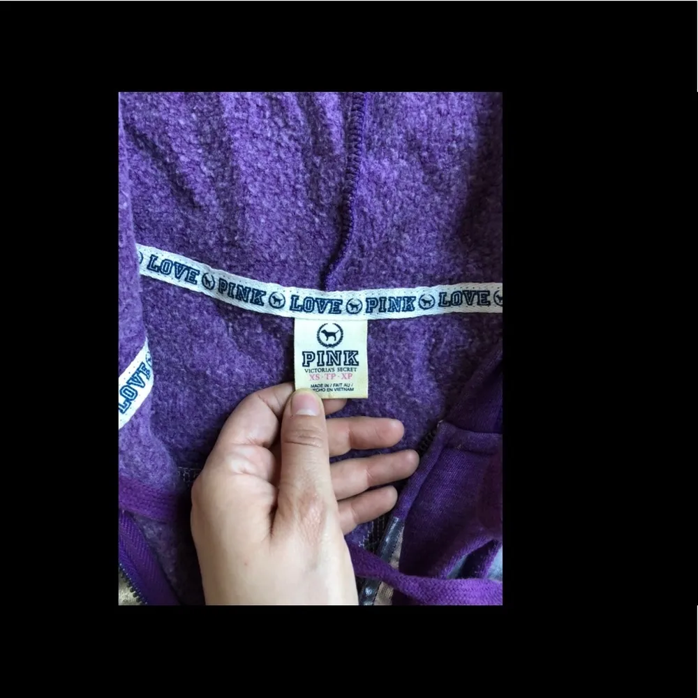 VS pink vintage sequin sweater Sz XS - Image 3