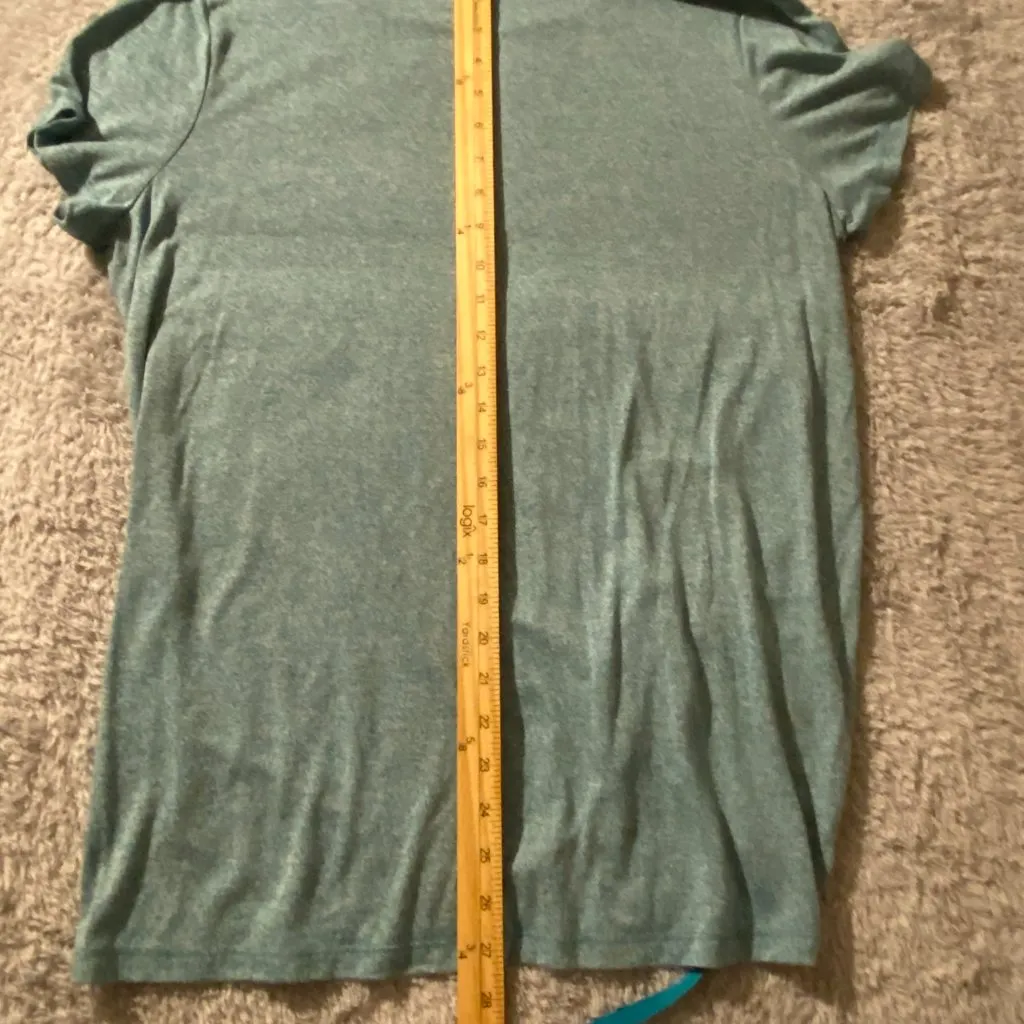 St. John's Bay Women's Green T-shirt - Image 6