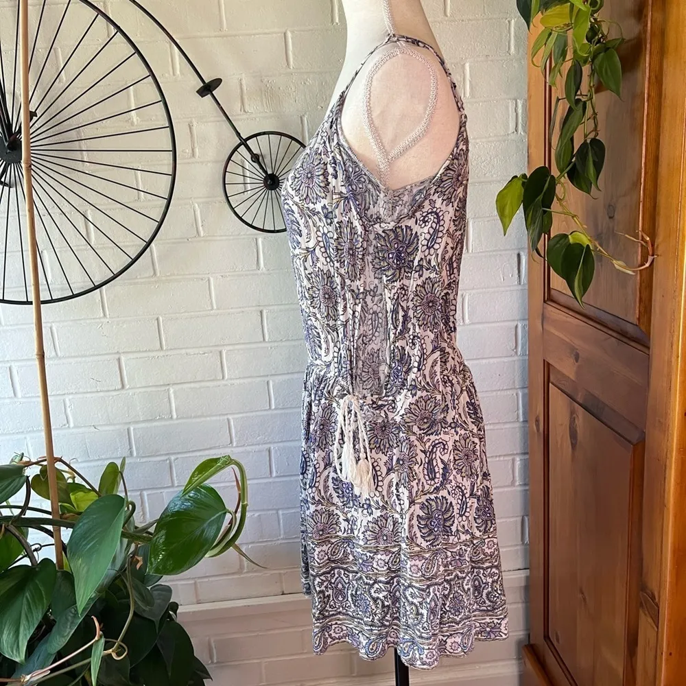 American Eagle flower print mini dress size XS blue on white cottage core - Image 9