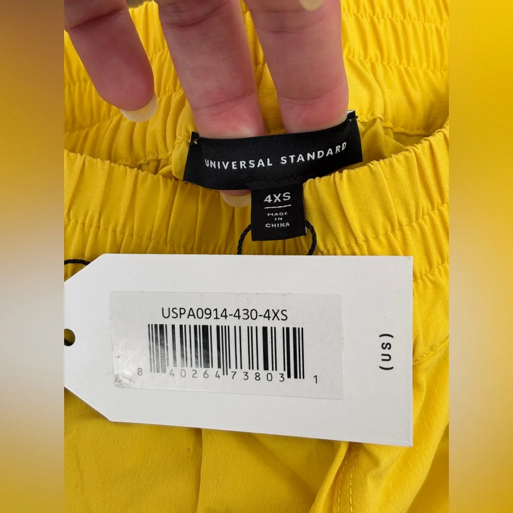 NWT Universal Standard Sunny Yellow High Waist Shorts Women's 4XS (00-0 / XS) - Image 3