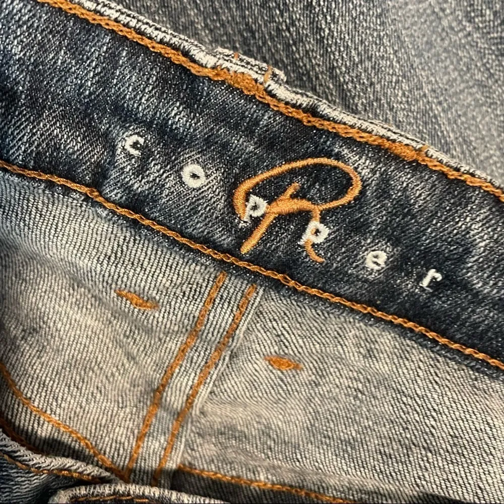 COPPER R vintage medium wash blue bootcut Jeans size 11 / 12 Gold - Image 4