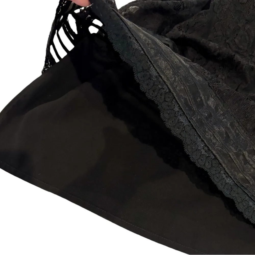 Lovers + Friends Lorde Dress in Night Elegant Black Lace Dress - Image 10