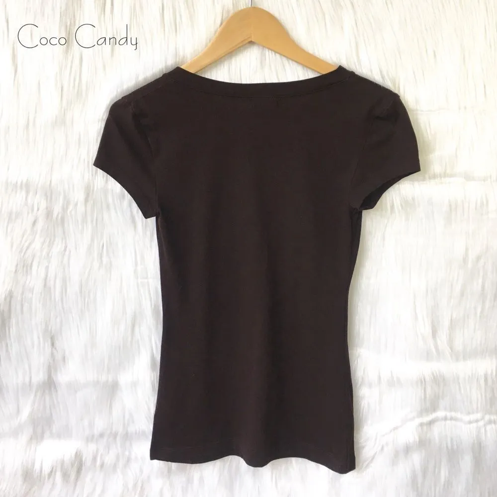🔃Zenana Outfitters V Cut Brown Short Sleeve Shirt - Image 3