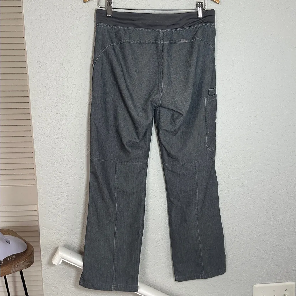 Figs Kade Grey Scrub Pants T21004P Graphite Cargo 4 Pockets PO 1273 Nurse Small - Image 8
