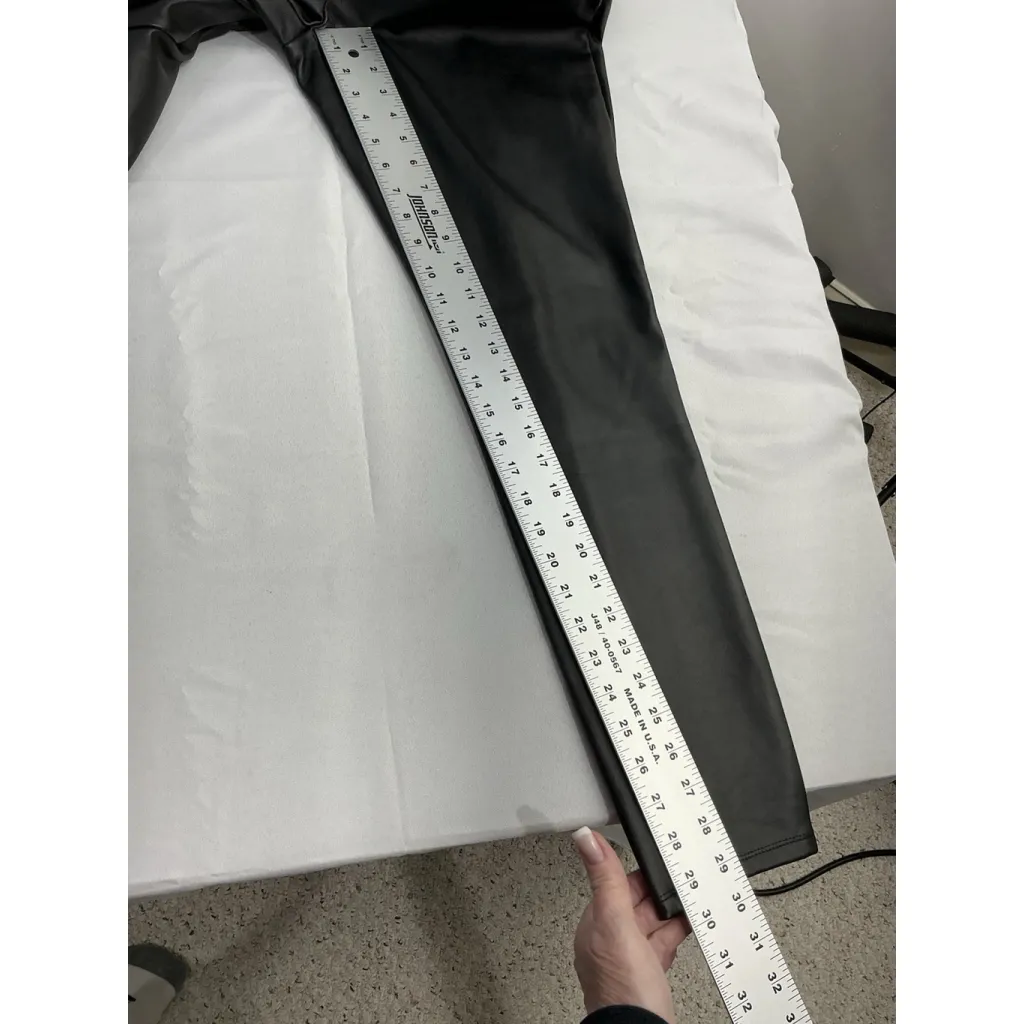 Womans Loft Pullon Leggings Large Tall Black Faux Leather - Image 7