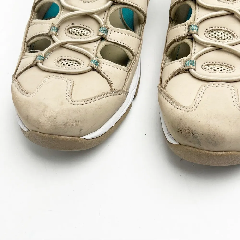 RYKA Tensile Tan Leather Bungee Cord Fisherman Slides, Size 8 - Image 2