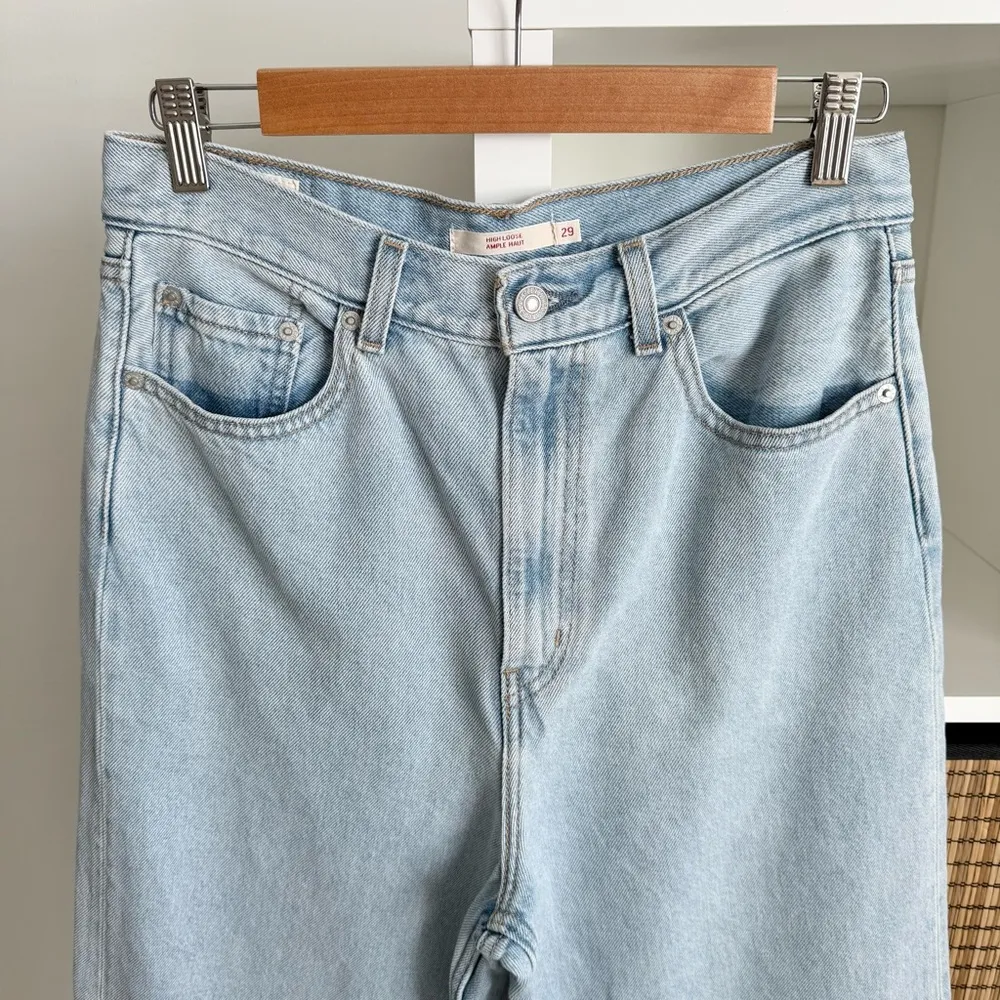 Levi’s High Loose Ample Haut High Rise Wide Leg Jeans Light Blue Sz 29 x 31 - Image 3