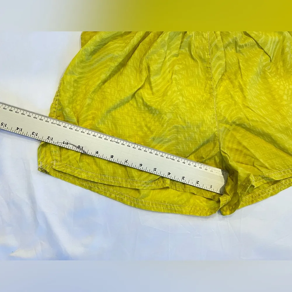 Adidas Equipment Vintage Size Medium Neón Yellow Nylon Running Shorts #146 - Image 5