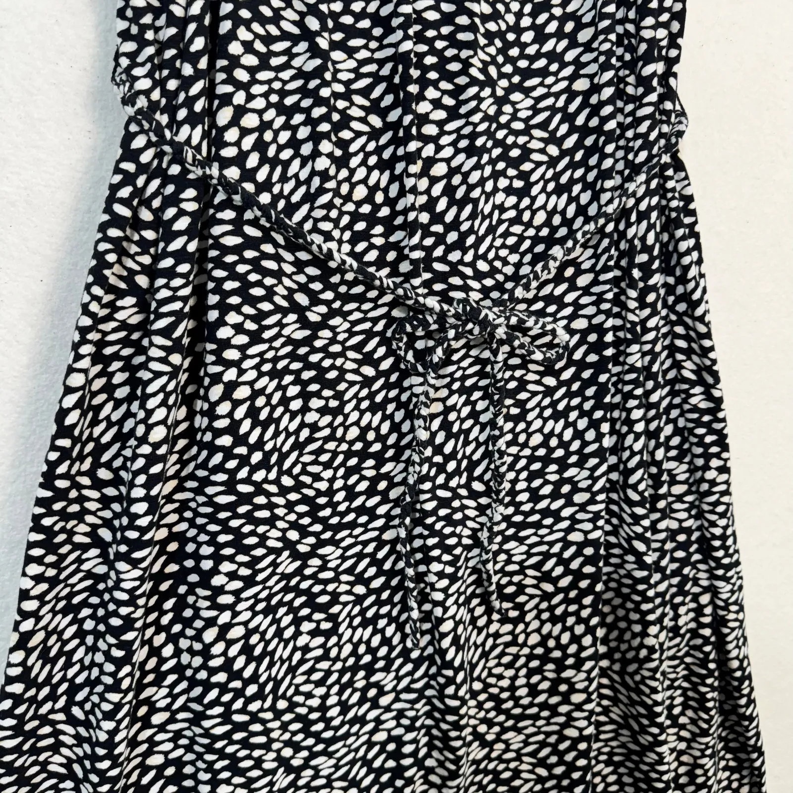Old Navy Black Dots Sleeveless Tie - Image 4