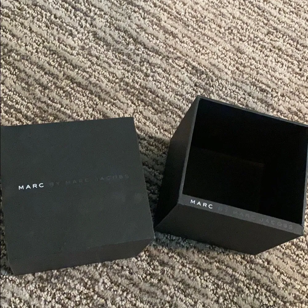 Marc by Marc Jacob’s Gold Watch - Image 9