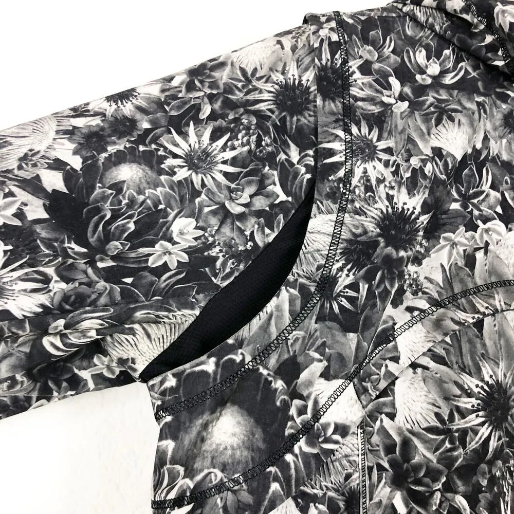 Lululemon Bring Back The Track Jacket Size 8 Flowabunga Black Grey Angel Wing - Image 10