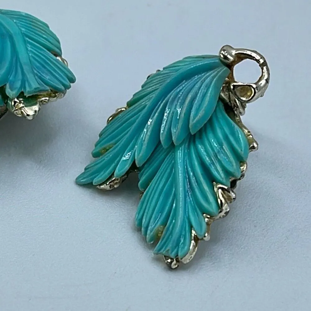 Vintage bluish purple leaf print clip earrings. Gold - Image 6